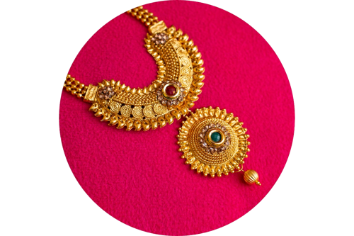 Women Vintage Jewellery
